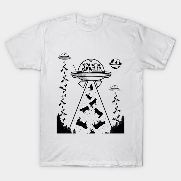 Cows are aliens T-Shirt by mailboxdisco